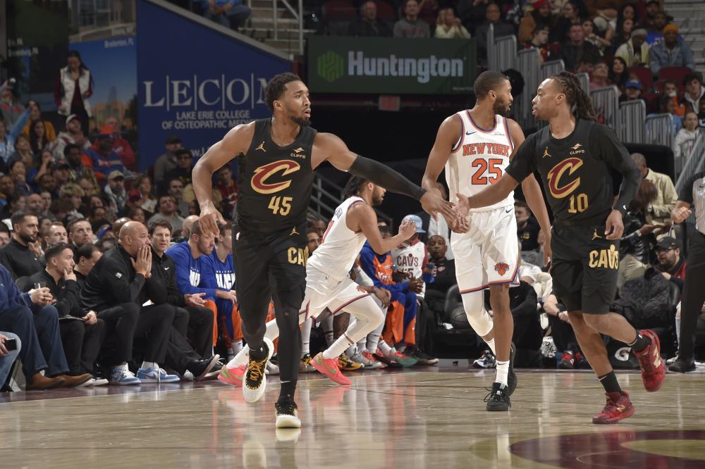 东契奇显然 东契奇显然