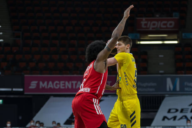 莎头将军利 莎头将军利